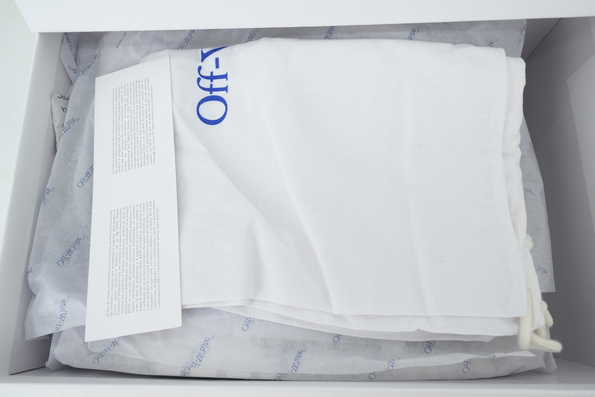 Off-White Out Of White OWIA259F 25LEA007 0110