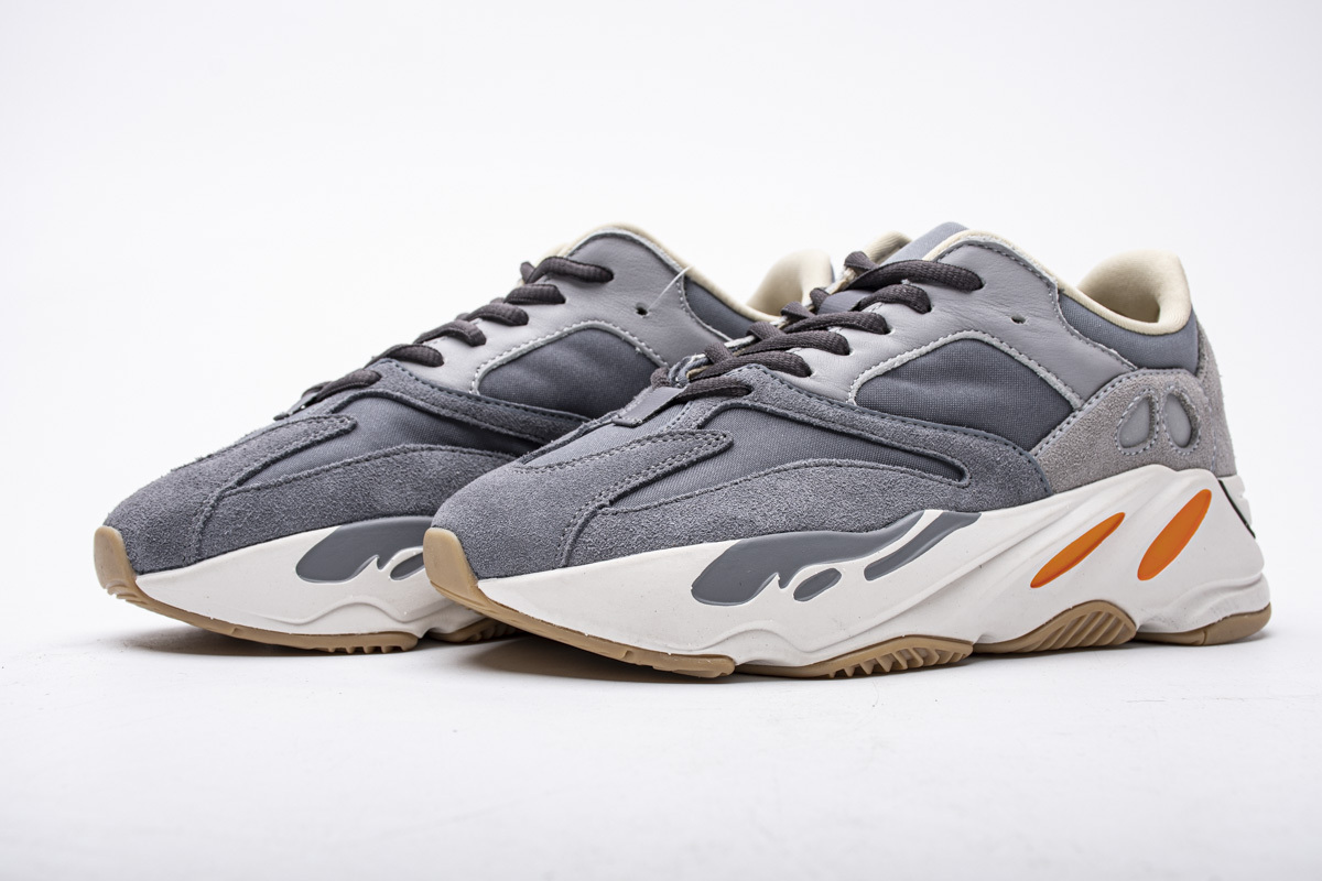 adidas Yeezy Boost 700 Magnet Real Boost FV9922