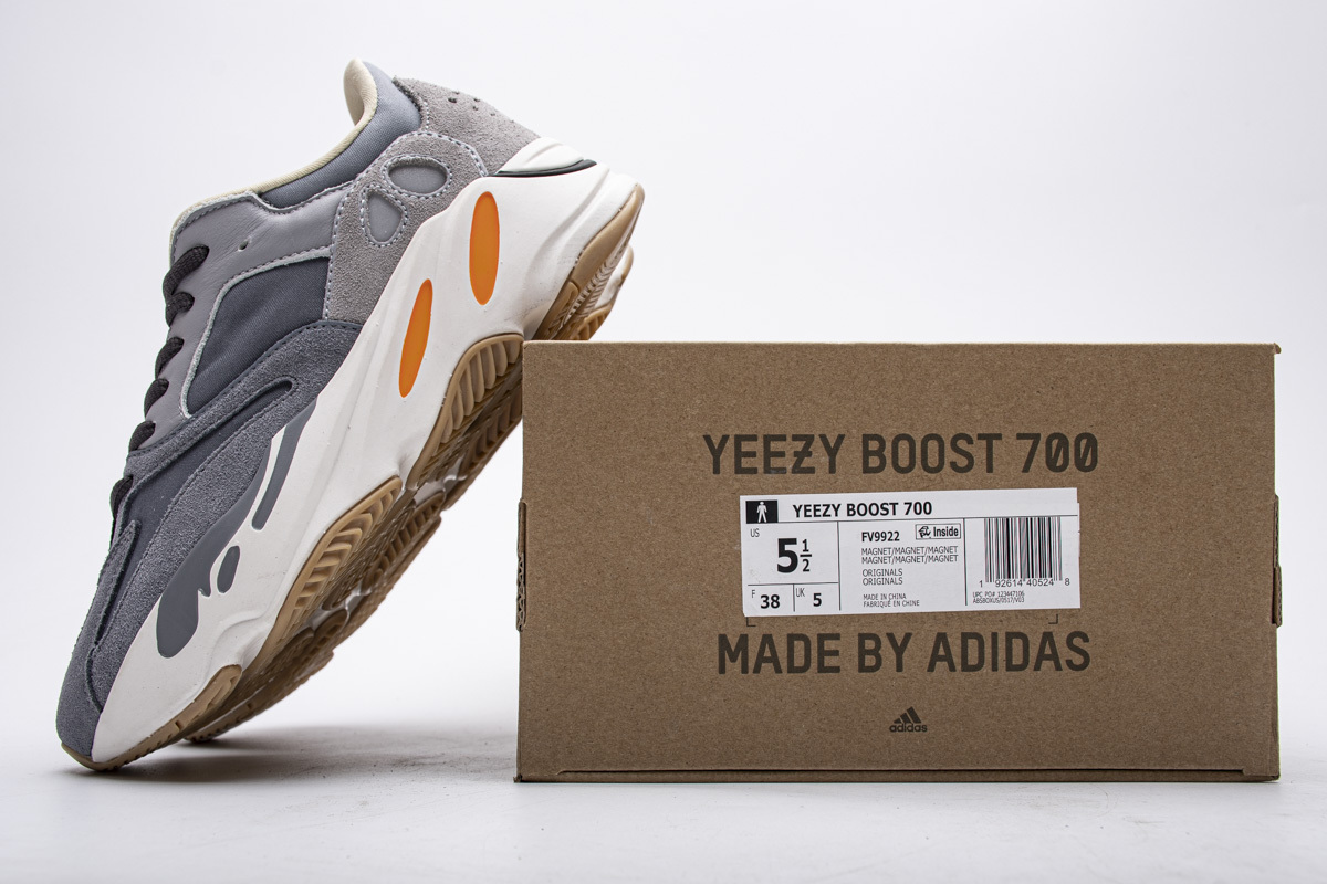 adidas Yeezy Boost 700 Magnet Real Boost FV9922