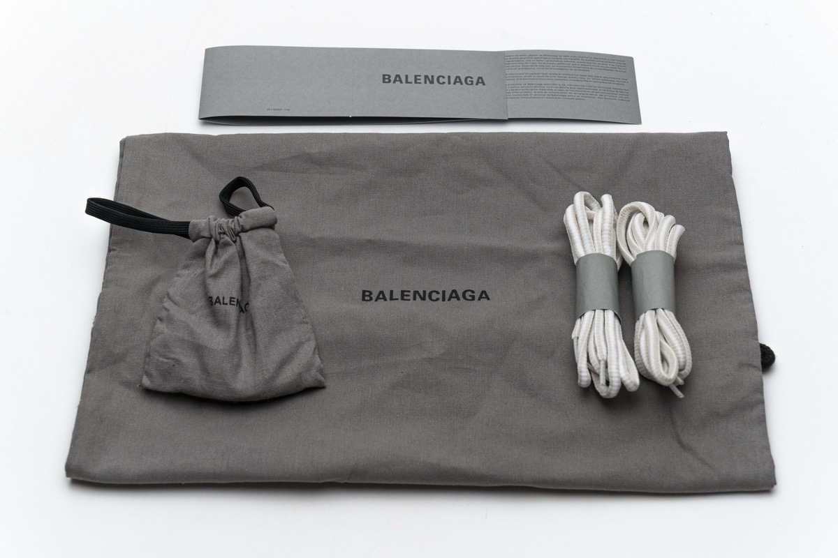 Balenciaga Track Tess S.White LED 542436 W1GB7 6509