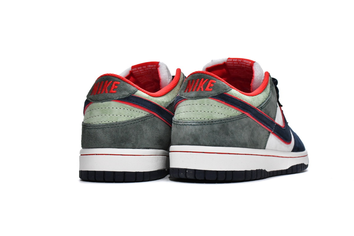 Otomo Katsuhiro x Nike SB Dunk Low Steamboy OST LF0039-004