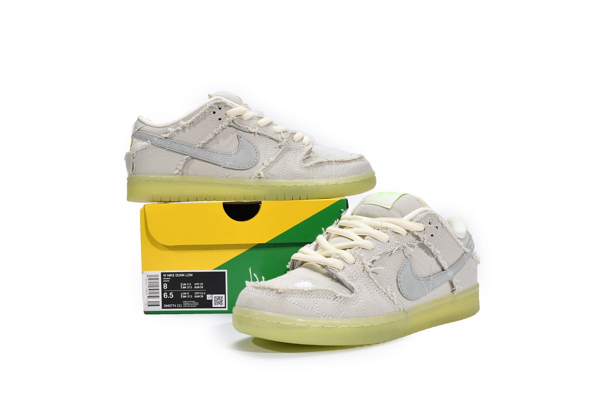 Nike SB Dunk Low Mummy Glow in the Dark DM0774-111