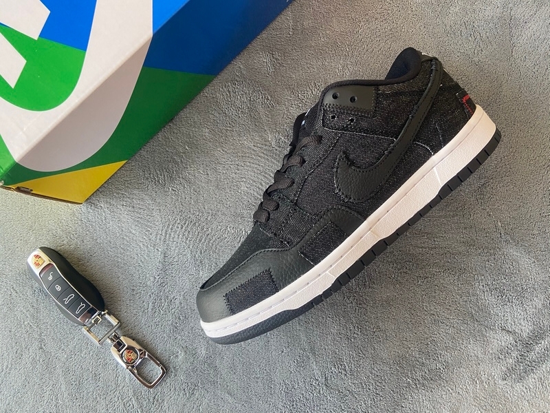 Verdy X Nike SB Dunk Low Pro QS Wasted Youth DD8386-001