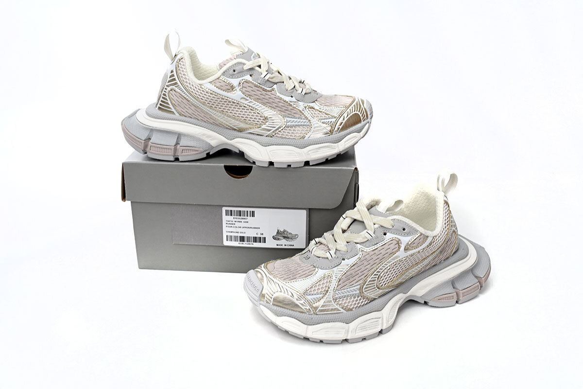 Balenciaga 3XL Sneaker in OFF White 734734 W3XL4 9191