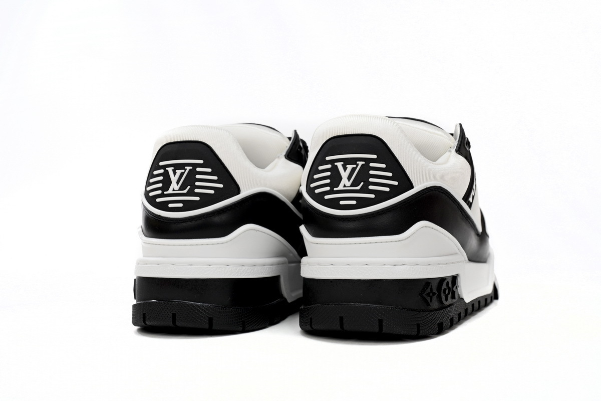 Louis Vuitton Black And White 1AB8SD