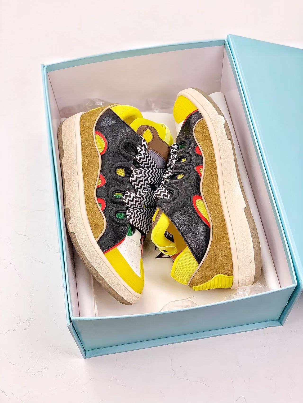 Lanvin Leather Curb Black Yellow