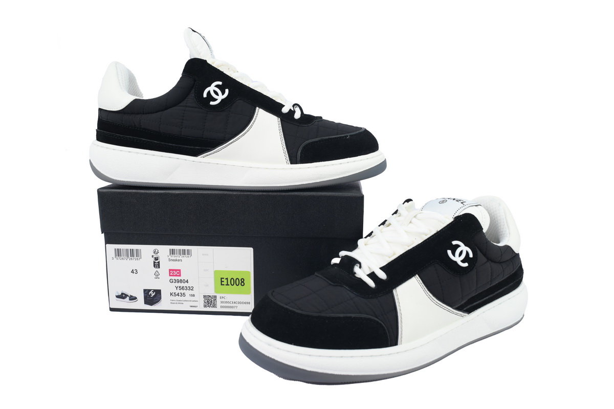 Chanel Stylish Skateboarding Shoes Black White