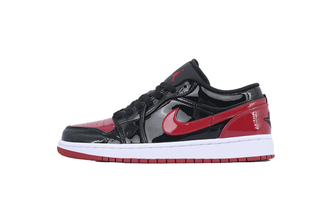 Air Jordan 1 Retro Low OG Black Red 553558-063