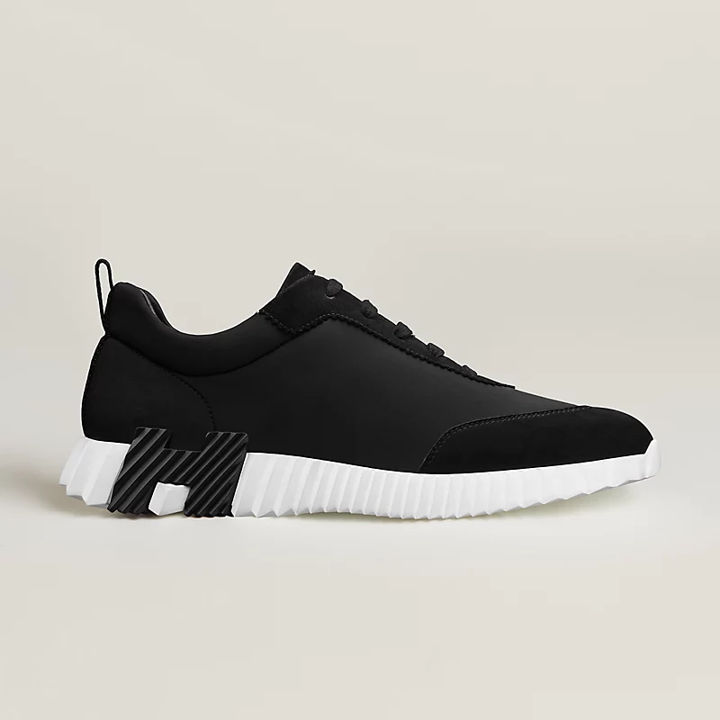 Bouncing Sneakers Black