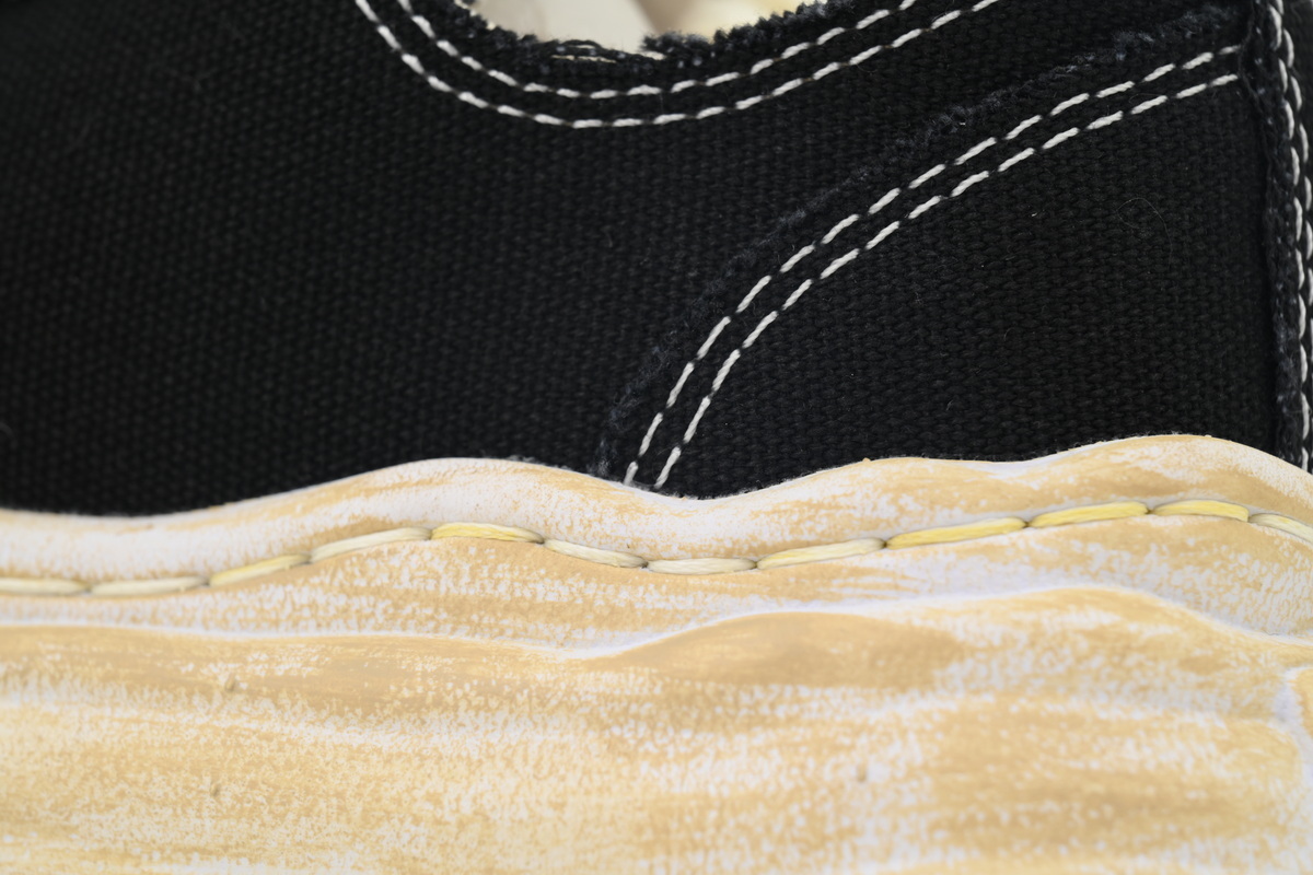 MIHARA YASUHIRO Retro Black White NO.735