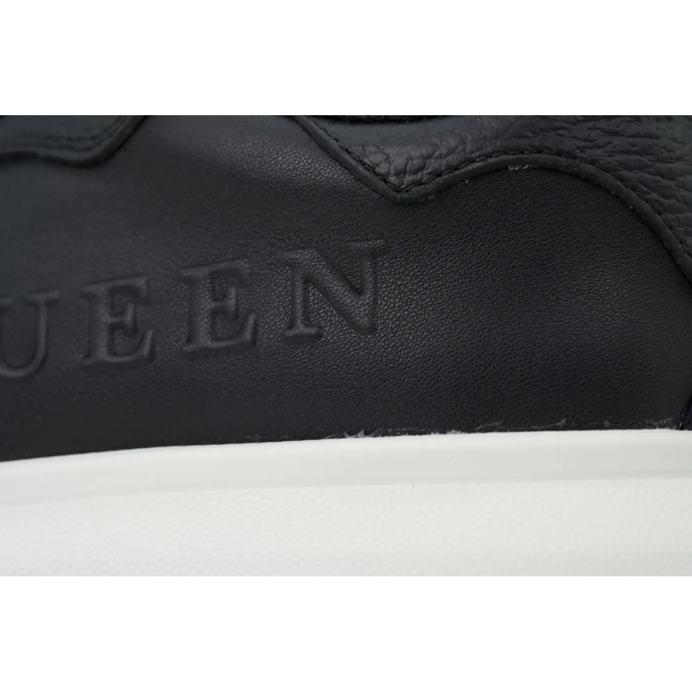 Alexander McQueen Sneaker Black White